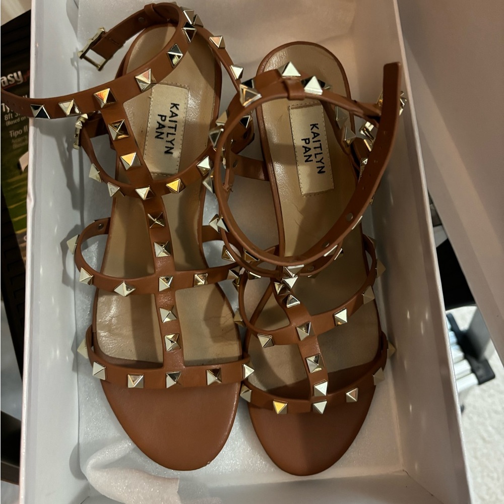 Kaitlyn Pan Sandals